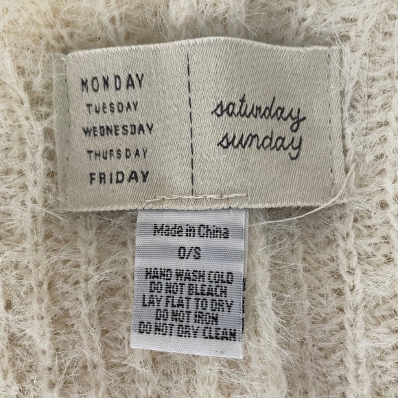Saturday Sunday Anthropologie Women OS Fuzzy Knit Open Cardigan Poncho Cozy - Picture 9 of 10